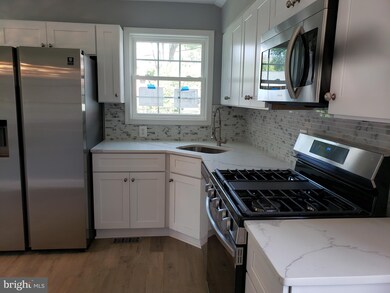 4413 Bayne St, Rockville, MD 20853 - photo 4