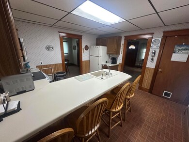 20 Pine St, East Millinocket, ME 04430 - photo 5