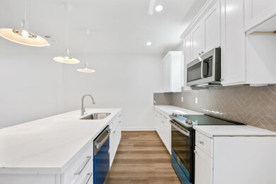 2753 Redrock St unit A B, Houston, TX 77088 - photo 6