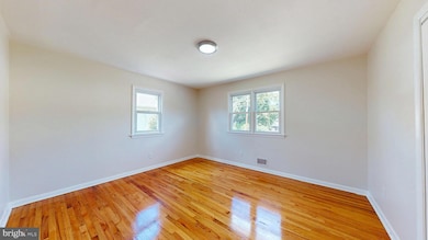 37 Hazelhurst Ave, Ewing, NJ 08638 - photo 6