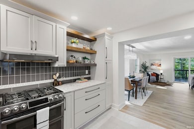 2394 E Winding Brook Cir, Bloomington, IN 47401 - photo 4