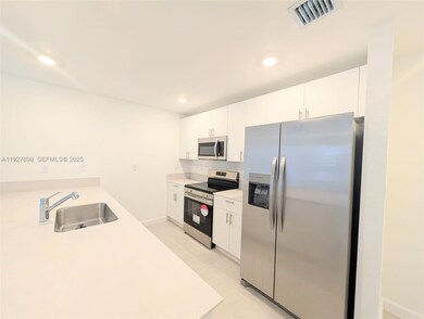 15557 SW 280th St unit 4, Homestead, FL 33032 - photo 3