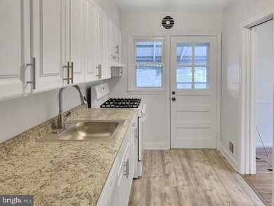 5802 Plumer Ave, Baltimore, MD 21206 - photo 7