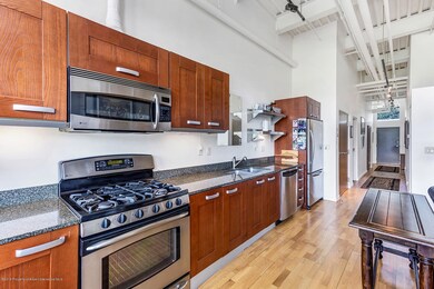 05_231_Robinson_St_308005_mls