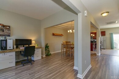 Photo 6