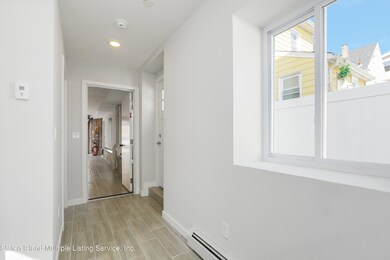 882 Delafield Ave, Staten Island, NY 10310 - photo 6