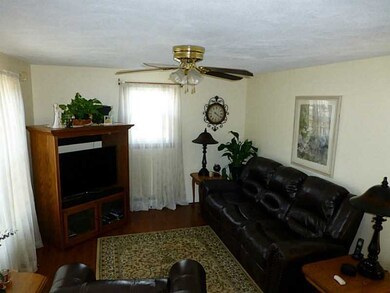 69 Fenton Ave, Attleboro, MA 02703 - photo 3