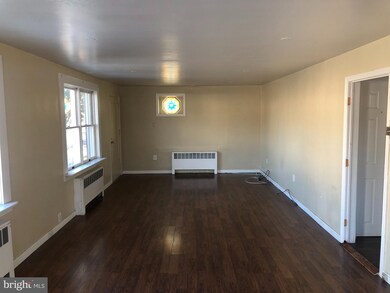 135 Nicholson Rd, Mount Ephraim, NJ 08059 - photo 3