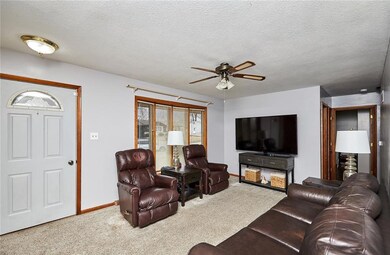 4027 SE 15th St, Des Moines, IA 50320 - photo 5