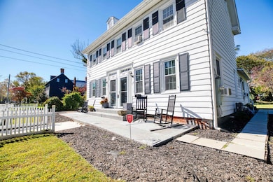 1045-1047 Lafayette St unit 3, Cape May, NJ 08204 - photo 3