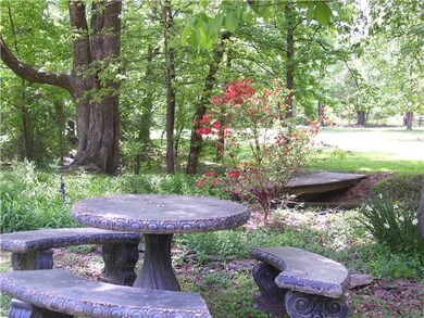 Picnic and enjoy the landscape!
