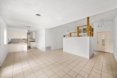 1857 Capri Ln, Seabrook, TX 77586 - photo 7