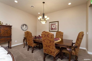 Formal Dining