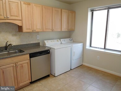 3107 Buccaneer Ct unit 101A, Fairfax, VA 22031 - photo 7