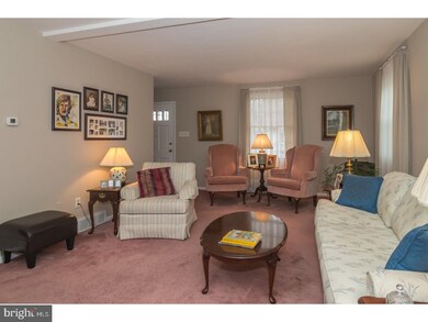 73 Kenwood Cir, Quakertown, PA 18951 - photo 2