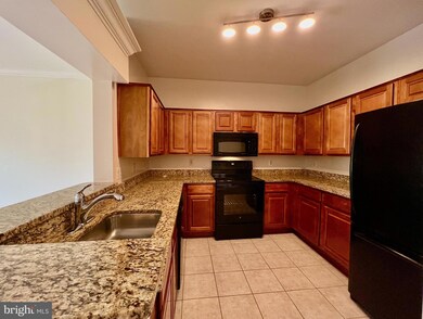 4561 Strutfield Ln unit 3306, Alexandria, VA 22311 - photo 6