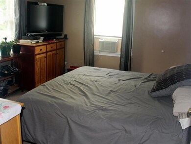 1st Floor Bedroom with Walk-in Closet