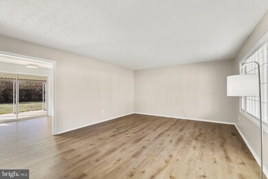 12605 Memory Ln, Bowie, MD 20715 - photo 5