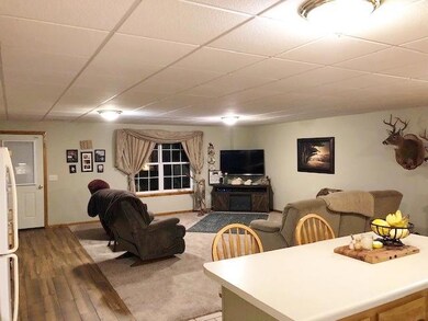 915 E 430th Rd, Bolivar, MO 65613 - photo 6