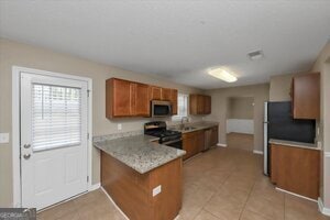 358 Ermines Way, McDonough, GA 30253 - photo 6