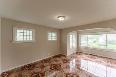 1102 Massena Ave, Waukegan, IL 60085 - photo 4