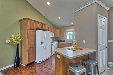 06 Kitchen