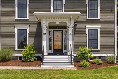 1033 Maplewood Ave, Portsmouth, NH 03801 - photo 5