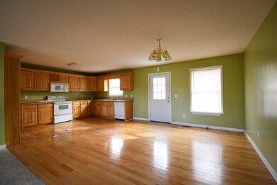 667 Champagne Trail, Dalton, GA 30721 - photo 3