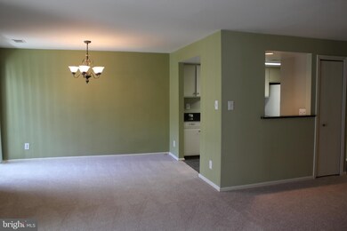 12913 Lee Jackson Memorial Hwy unit B, Fairfax, VA 22033 - photo 5