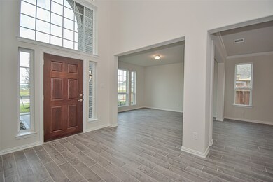 402 Riesling Dr, Alvin, TX 77511 - photo 5