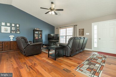 161 Fehr Ln, Maurertown, VA 22644 - photo 4