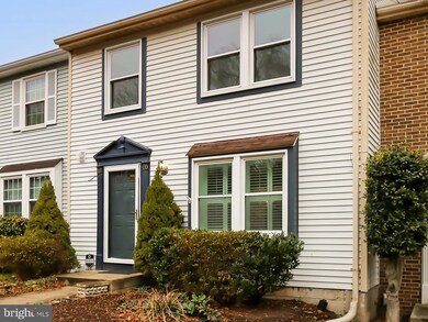 6806 Hutchison St, Falls Church, VA 22043 - photo 3