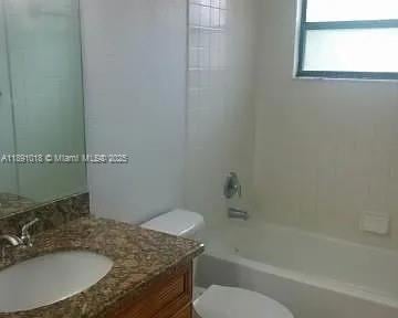 1661 Balfour Point Dr unit C, West Palm Beach, FL 33411 - photo 5