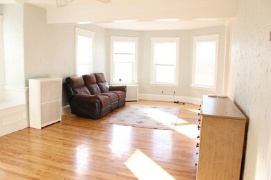 47 Sterling St, Worcester, MA 01610 - photo 2