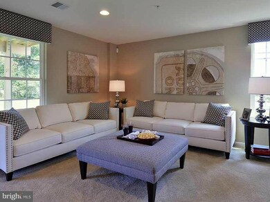 919 Magnolia Blossom Ct, Sykesville, MD 21784 - photo 3