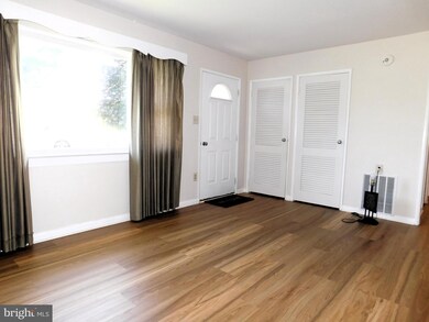 409 Braddock Ave, Frederick, MD 21701 - photo 5