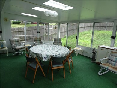 90 Lewis St, Tiverton, RI 02878 - photo 5