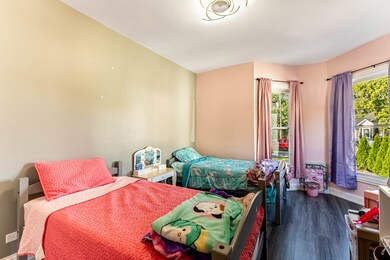 714 S Joliet St, Joliet, IL 60436 - photo 6