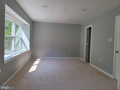 11805 Summer Oak Dr, Germantown, MD 20874 - photo 7