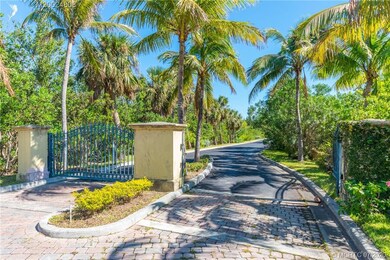 ENTERING YOUR PRIVATE 10 LOT NEIGHBORHOOD THRU THE