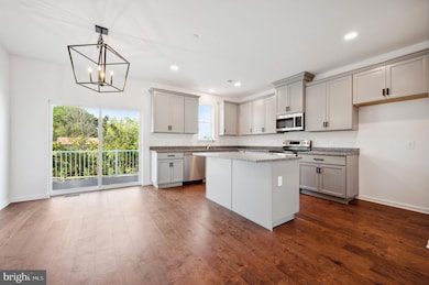 492 N 2nd St, Souderton, PA 18964 - photo 4