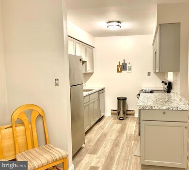 250 Grant Ave unit B 16, Lyndhurst, NJ 07071 - photo 7