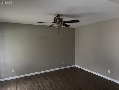 7490 Naples Dr, Hazelwood, MO 63042 - photo 5