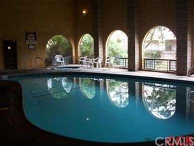 Common swimming pool