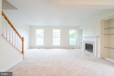 1203 Cypress Tree Place, Herndon, VA 20170 - photo 4