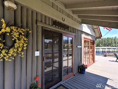 5294 E Grapeview Loop Rd, Allyn, WA 98524 - photo 4