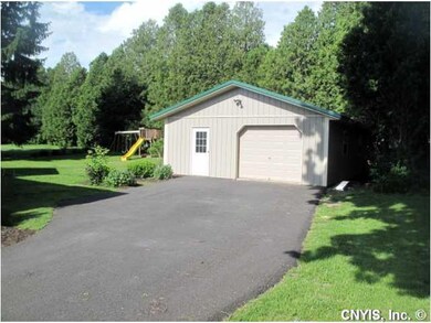 Parking Lot/Garage