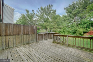 6011 Rowanberry Dr, Elkridge, MD 21075 - photo 2