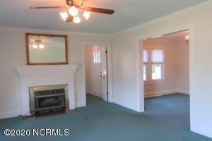 004 living room