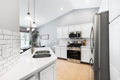 19727 Bluestem Ln, Goshen, IN 46528 - photo 7